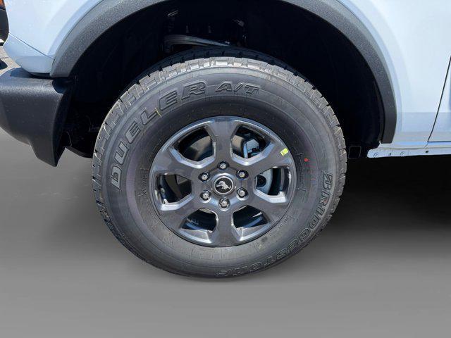 Photo of 2025 Oxford White Ford Bronco