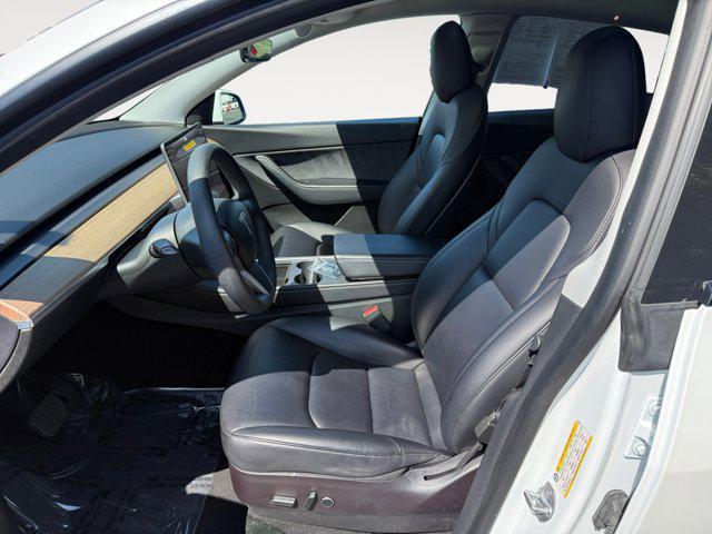 Photo of 2022 Pearl White Multi-Coat Tesla Model Y