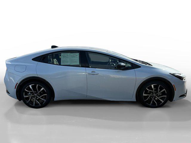 Photo of 2024 Wind Chill Pearl Toyota Prius Prime