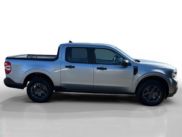 Photo of 2023 ICONIC SILVER METALLIC Ford Maverick