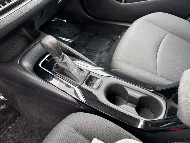 Photo of 2022 Classic Silver Metallic Toyota Corolla
