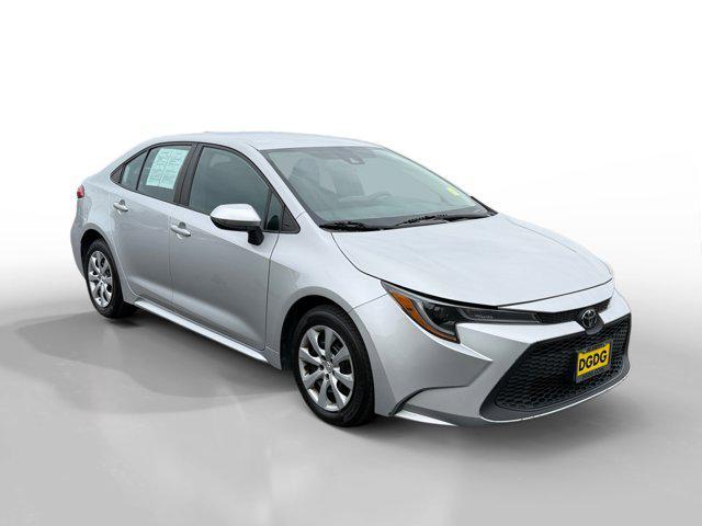 Photo of 2022 Classic Silver Metallic Toyota Corolla