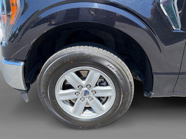 Photo of 2023 AGATE BLACK METALLIC Ford F-150