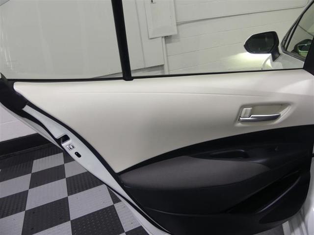 Photo of 2021 Blizzard Pearl Toyota Corolla
