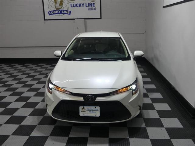 Photo of 2021 Blizzard Pearl Toyota Corolla