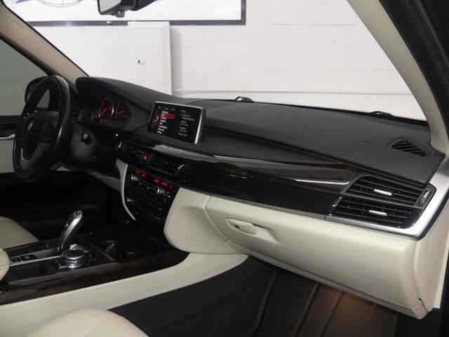 Photo of 2016 Black BMW X5