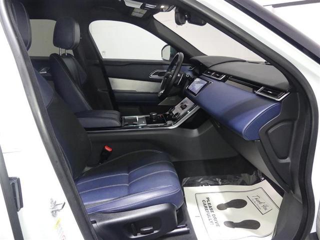 Photo of 2019 White Land Rover Range Rover Velar