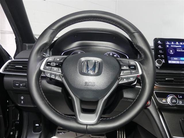 Photo of 2021 Crystal Black Pearl Honda Accord