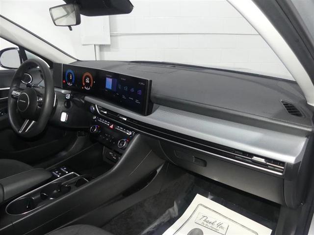 Photo of 2025 Aero Silver Hyundai SONATA