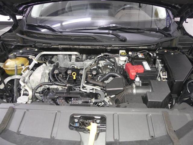 Photo of 2021 Super Black Nissan Rogue