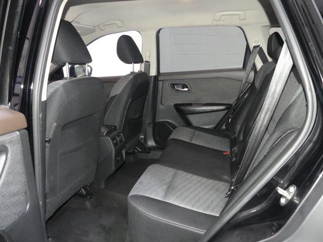 Photo of 2021 Super Black Nissan Rogue