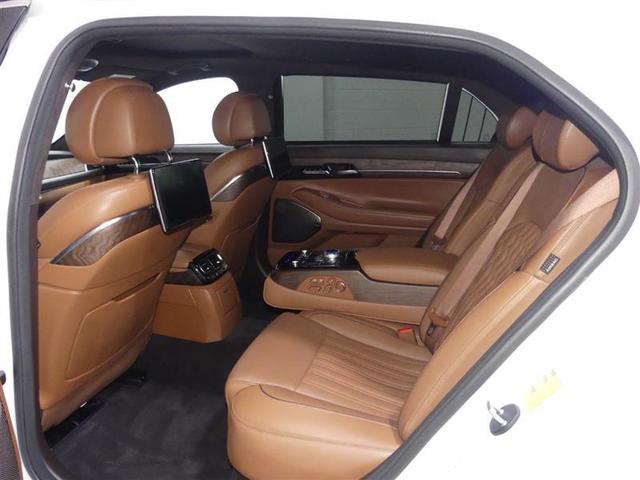 Photo of 2021 Uyuni White Genesis G90