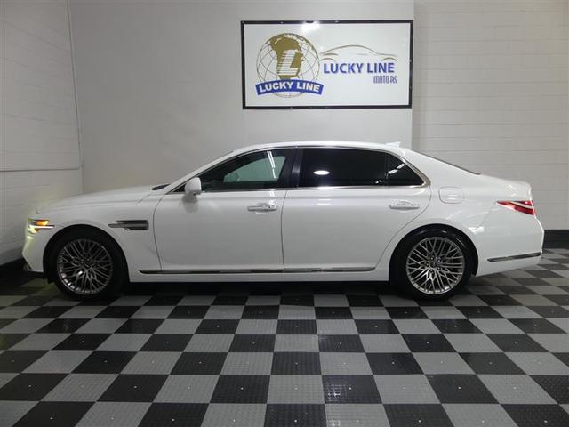 Photo of 2021 Uyuni White Genesis G90