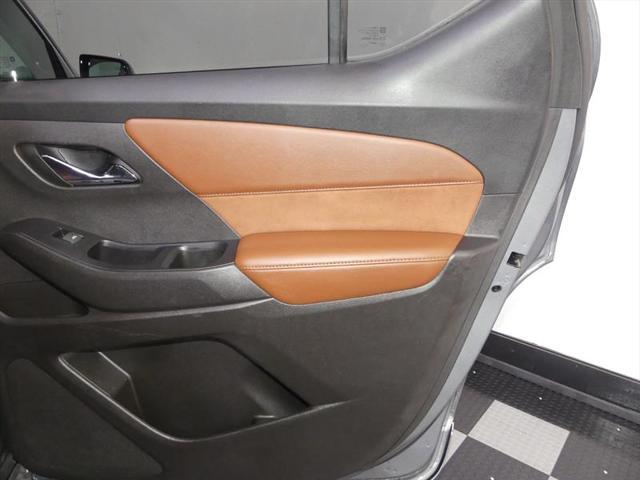 Photo of 2018 Gray Chevrolet Traverse