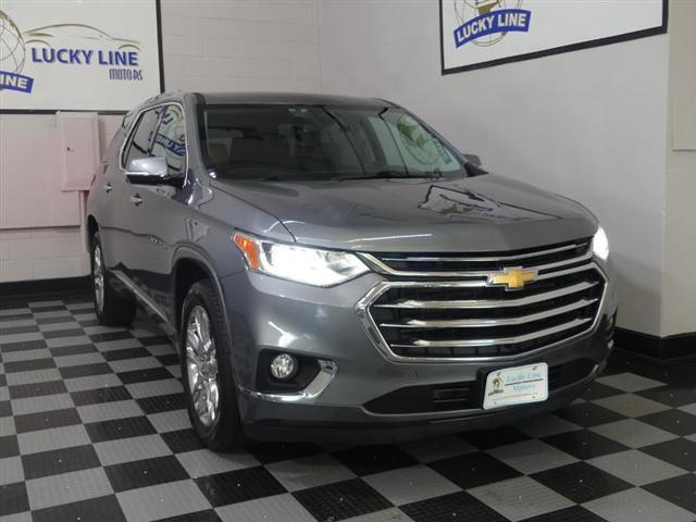 Photo of 2018 Gray Chevrolet Traverse