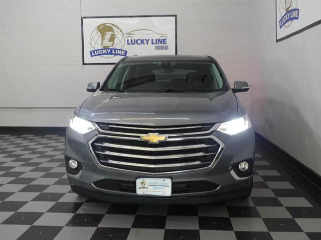 Photo of 2018 Gray Chevrolet Traverse