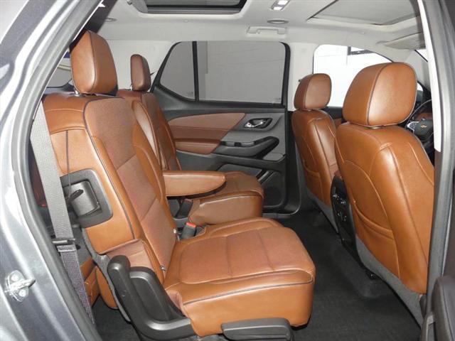 Photo of 2018 Gray Chevrolet Traverse