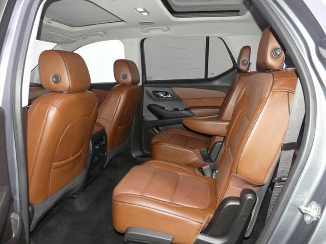 Photo of 2018 Gray Chevrolet Traverse