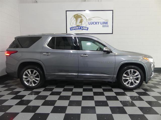 Photo of 2018 Gray Chevrolet Traverse