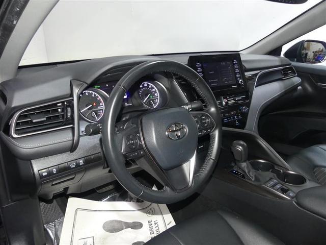Photo of 2022 Midnight Black Metallic Toyota Camry