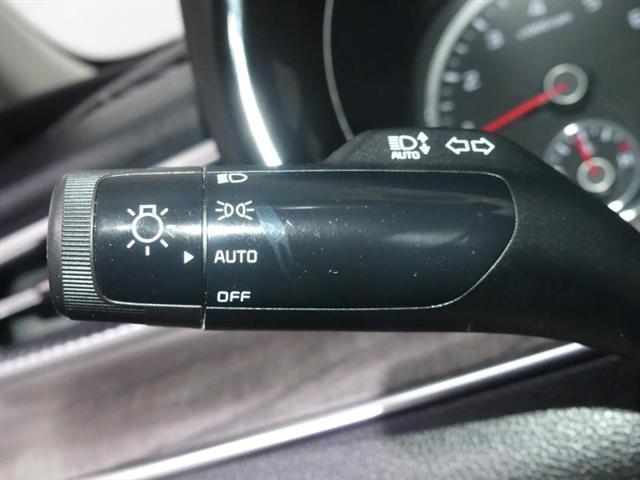 Photo of 2022 Ebony Black Kia K5