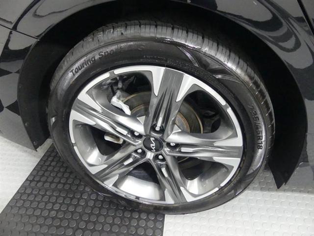 Photo of 2022 Ebony Black Kia K5