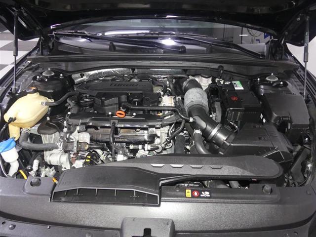 Photo of 2022 Ebony Black Kia K5