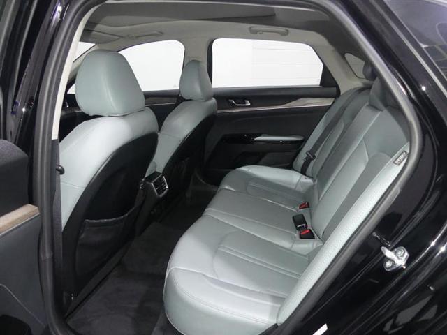 Photo of 2022 Ebony Black Kia K5