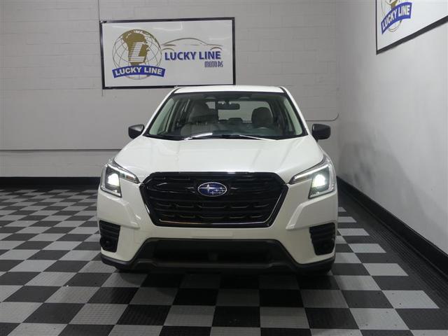 Photo of 2022 Crystal White Pearl Subaru Forester