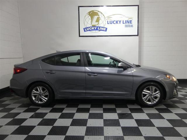 Photo of 2019 Galactic Gray Hyundai ELANTRA