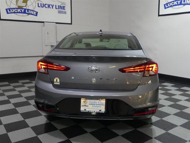 Photo of 2019 Galactic Gray Hyundai ELANTRA