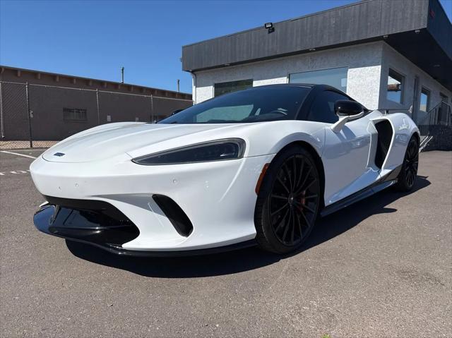 Photo of 2022 White McLaren GT