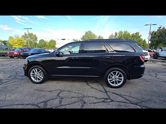 Photo of 2023 DB Black Crystal Clearcoat Dodge Durango