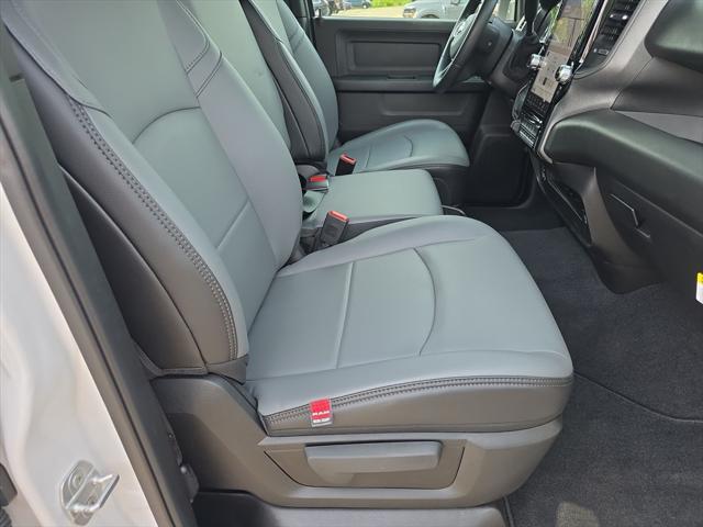 Photo of 2025 Bright White Clearcoat RAM 2500