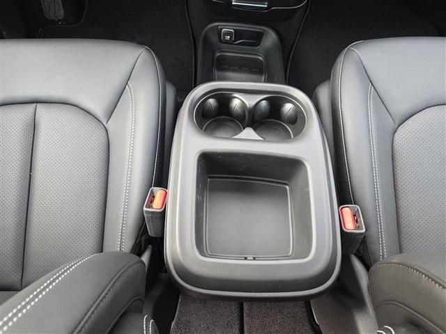 Photo of 2025 Ceramic Gray Clearcoat Chrysler Pacifica