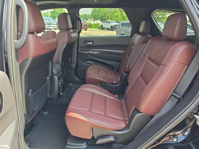 Photo of 2025 DB Black Crystal Clearcoat Dodge Durango