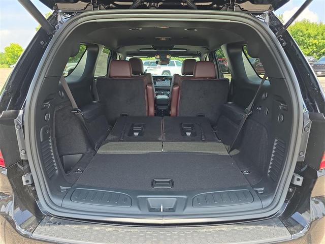 Photo of 2025 DB Black Crystal Clearcoat Dodge Durango