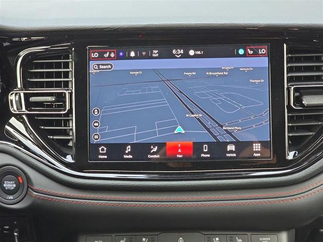 Photo of 2025 DB Black Crystal Clearcoat Dodge Durango