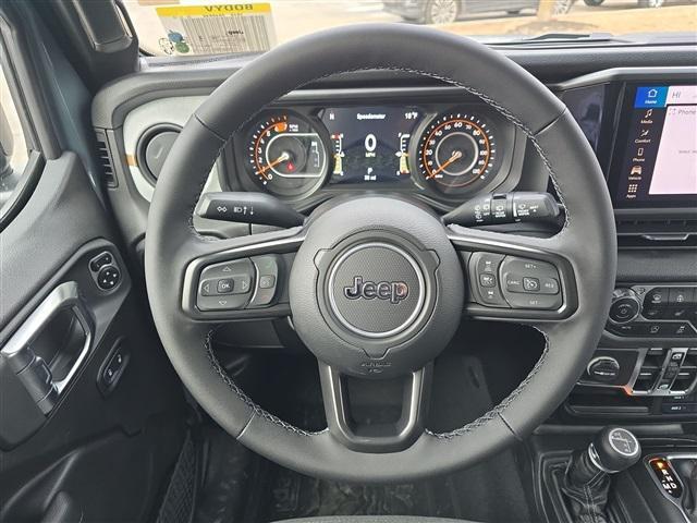 Photo of 2025 Anvil Clearcoat Jeep Wrangler