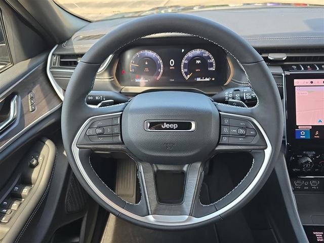Photo of 2025 Baltic Gray Metallic Clearcoat Jeep Grand Cherokee
