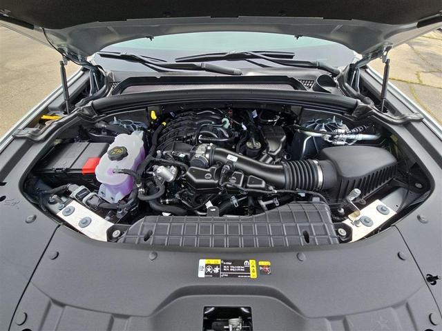 Photo of 2025 Silver Zynith Jeep Grand Cherokee