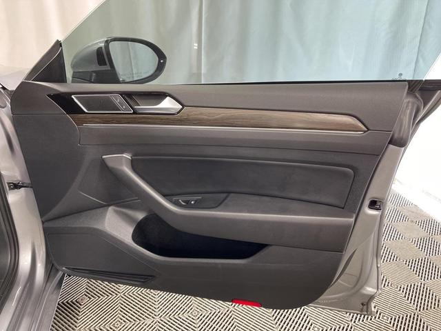 Photo of 2020 Silver Metallic Volkswagen Arteon