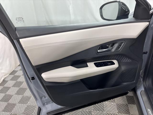 Photo of 2024 Boulder Gray Pearl Nissan ARIYA