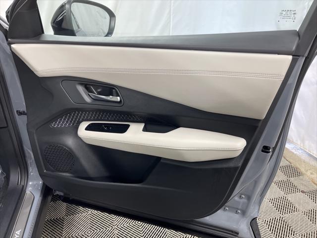 Photo of 2024 Boulder Gray Pearl Nissan ARIYA