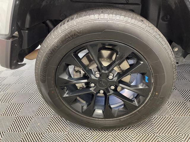 Photo of 2023 Silver Zynith Clearcoat Jeep Wrangler 4xe