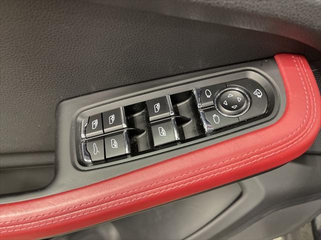 Photo of 2023 Gray Porsche Macan