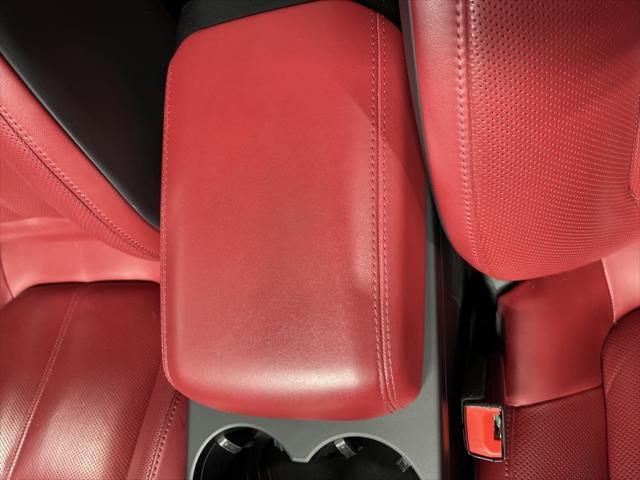 Photo of 2023 Gray Porsche Macan