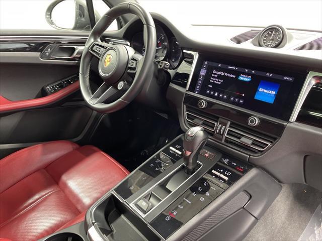 Photo of 2023 Gray Porsche Macan