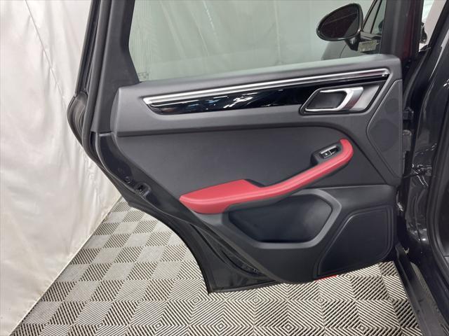 Photo of 2023 Gray Porsche Macan