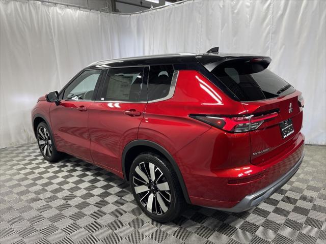 Photo of 2025 Red Diamond With Black Roof Mitsubishi Outlander